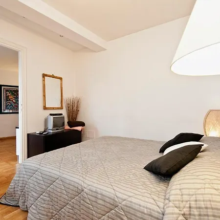 Romacentrarte Bed and breakfast Roma