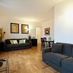 Romacentrarte Bed & Breakfast 4*